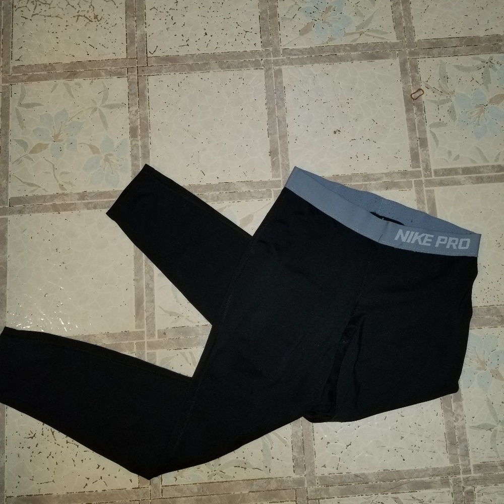 Nike Pro leggings